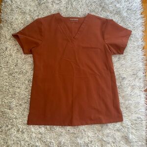 Mandala Women's chestnut scrub top